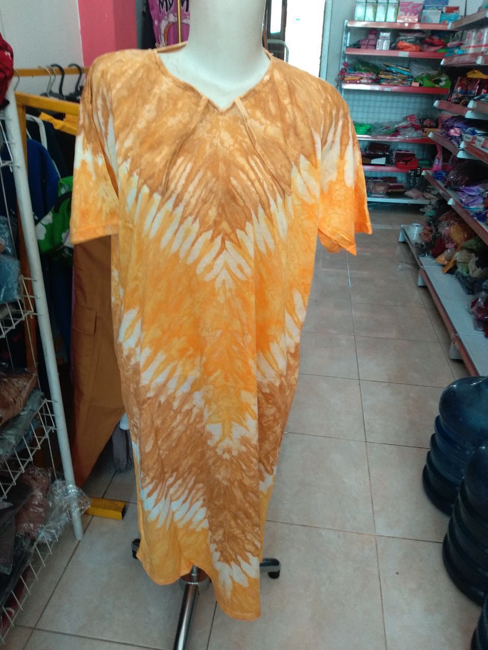 ini adalah Daster Kaos Tali, size: panjang 105 cm, LD 110 cm, material: cotton rayon, color: yellow, brand: dasterindonesia, age_group: all ages, gender: female