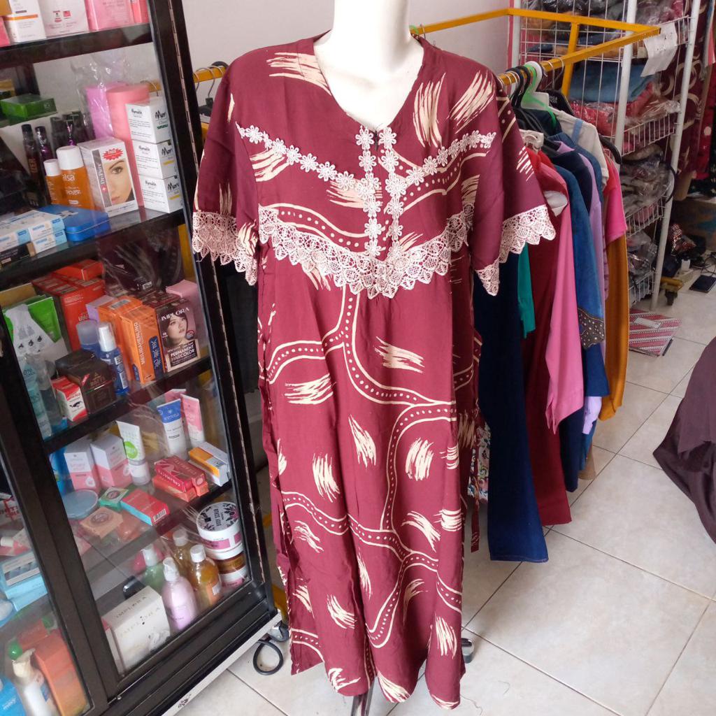 ini adalah Daster Arab Pulau, size: LD 110 cm, material: maroon, color: multicolor, brand: dasterindonesia, age_group: all ages, gender: female
