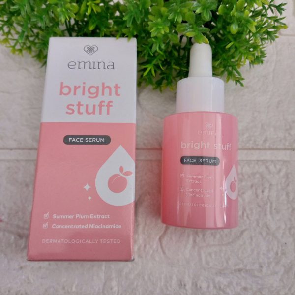 ini adalah Emina Bright Stuff Face Serum, brand: Emina, age_group: teen, gender: female