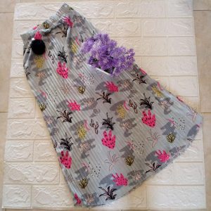 ini adalah Rok Plisket Anak Motif Abu, size: Long 80cm, material: jersey, color: grey, brand: rokpanjangindo, age_group: kids, gender: female