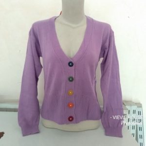 ini adalah Rajut Kancing Pelangi Lavender, size: LD100cm, Panjang50cm, material: wol, color: purple, brand: cardirajutindo, age_group: all ages, gender: female
