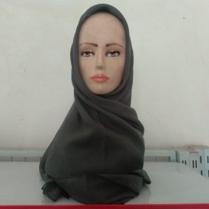 ini adalah Bella Square Dark Grey, size: 115cm x 115cm, material: Double Hycount, color: dark grey, brand: Bellajilbab, age_group: all ages, gender: female