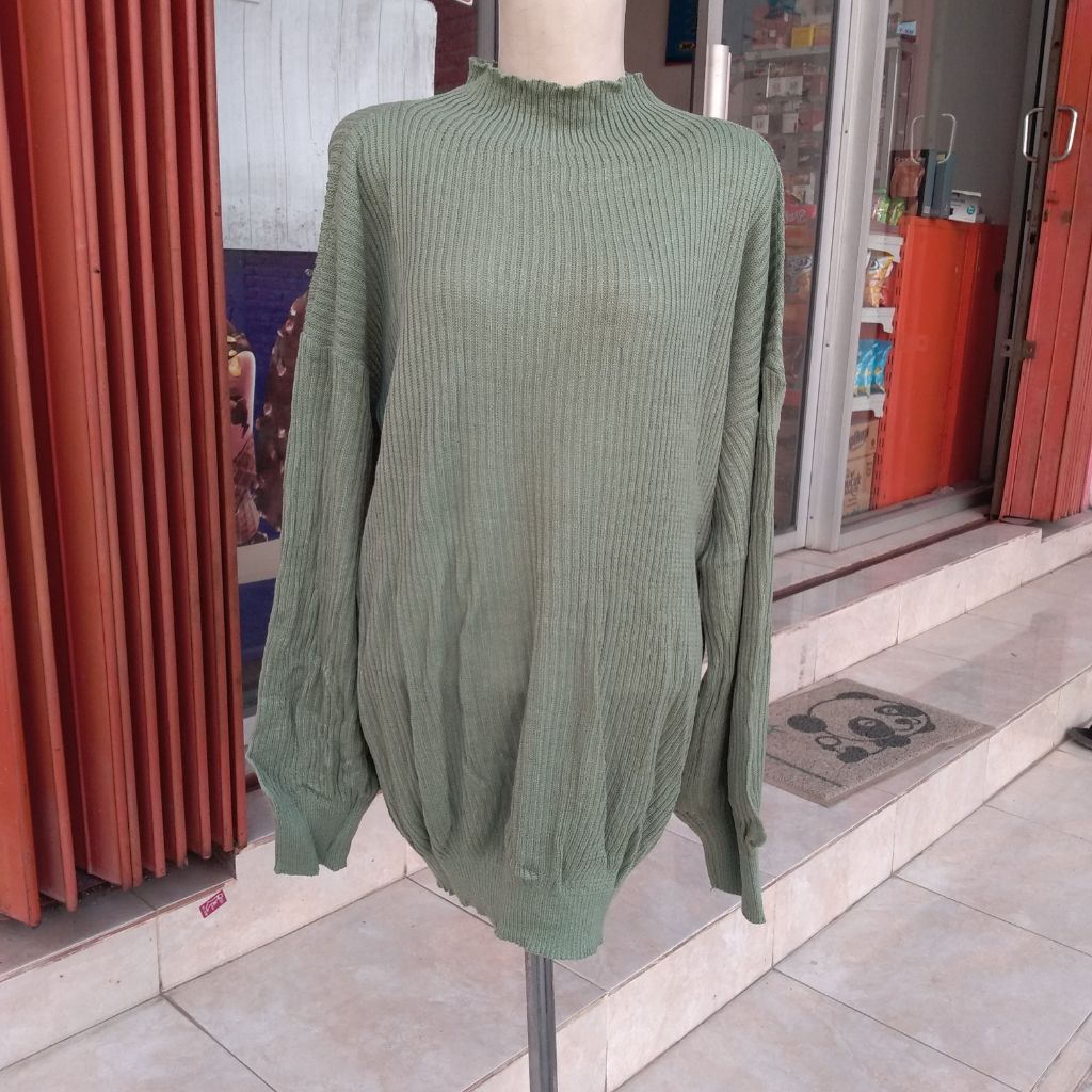ini adalah Bayoneta Sweater Mint, size: LD 100 cm, material: wol, color: green mint, brand: bayonetaviekltd, age_group: all ages, gender: female