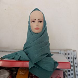ini adalah Pasmina Plisket Biru Wardah, size: 60 cm x 180 cm, material: Cotton Diamond, color: light blue, brand: pasminaplisketkltd, age_group: all ages, gender: female