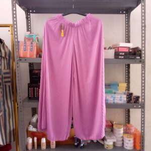 ini adalah Kulot Plisket Lavender, size: panjang 94cm, material: Hyget, color: purple lavender, brand: Kulotwanitaindonesia, age_group: all ages, gender: female