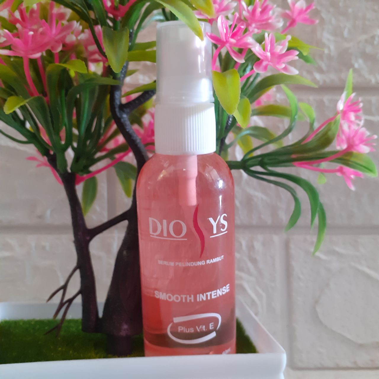 ini adalah Diosys Color Merah, brand: diosys, age_group: all ages, gender: female