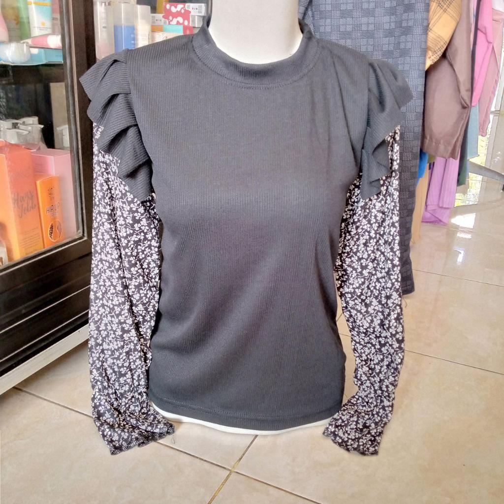 ini adalah Blouse Mindi Hitam, size: LD100cm, material: cotton, color: black, brand: blousemindikalitidu, age_group: all ages, gender: female
