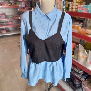 ini adalah Blouse Utami Biru, size: LD100cm, material: cotton, color: blue, brand: Blouseutamikalitidu, age_group: all ages, gender: female