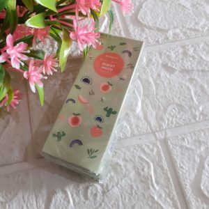 ini adalah Geamoore Bodymist Peachy Matte, brand: geamoore, age_group: all ages, gender: female