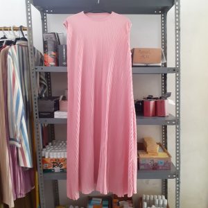 ini adalah Outer Plisket Long Pink, size: LD 122cm, material: jersey, color: pink, brand: outerlongcardy, age_group: all ages, gender: female