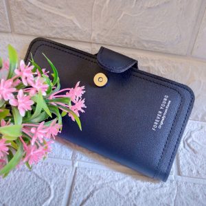 ini adalah Dompet Panjang Efye Hitam, size: medium, material: sintetis, color: black, brand: Dompetefyekalitidu, age_group: all ages, gender: female