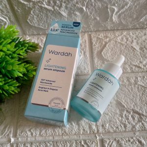ini adalah Wardah Lightening Serum Ampoule 30ml, brand: wardah, age_group: all ages, gender: female