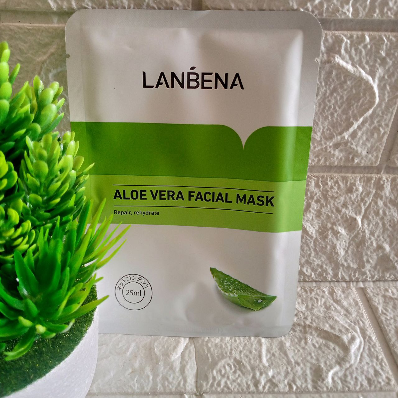 ini adalah Lanbena Mask Aloevera, brand: lanbena, age_group: adult, gender: unisex