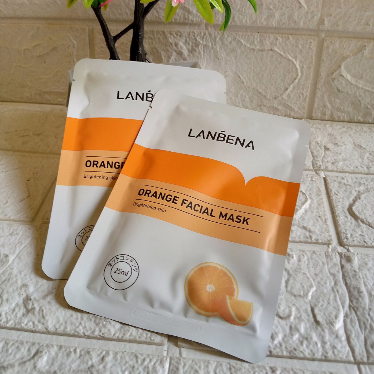 ini adalah Lanbena Mask Orange, brand: lanbena, age_group: adult, gender: unisex