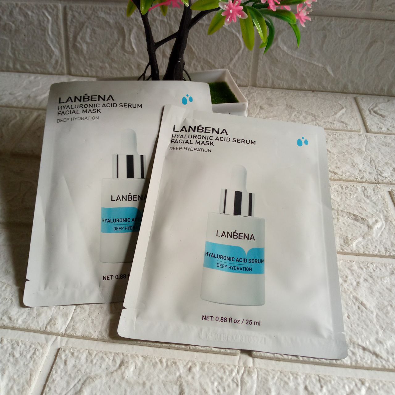 ini adalah Lanbena Mask Hyaluronic, brand: lanbena, age_group: adult, gender: unisex