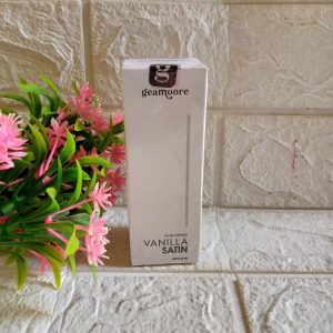 ini adalah Geamoore Hijab Parfum Vanilla, brand: geamoore, age_group: adult, gender: female